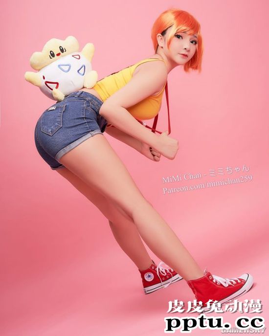 越南小姐姐COS《生化3》吉尔 抹胸短裙太吸睛