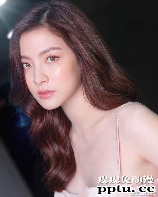 从国民初恋到性感美人 泰国清纯女星的大胆蜕变