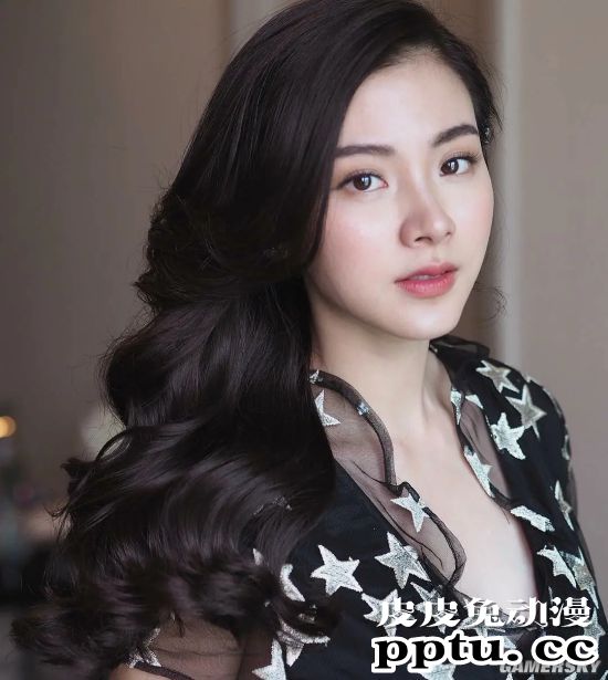 从国民初恋到性感美人 泰国清纯女星的大胆蜕变