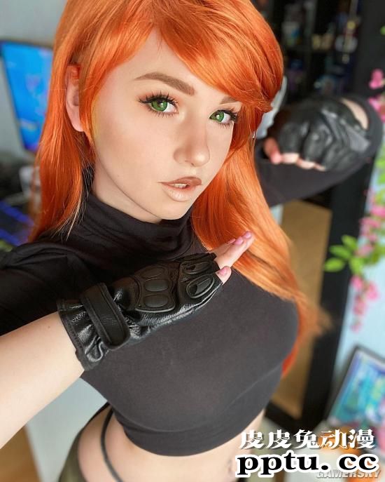 扭腰姿势引人遐想 高喊真香的西班牙辣姊Mimo