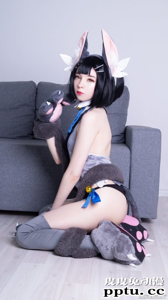 纤瘦雪肌的精灵美少女 来自俄罗斯的COSEER小姐姐