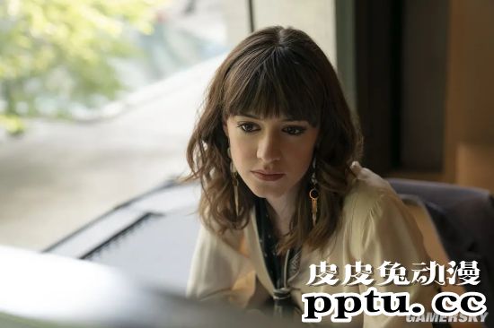 神似性转版“钢铁侠”？因美剧爆红的英国女星