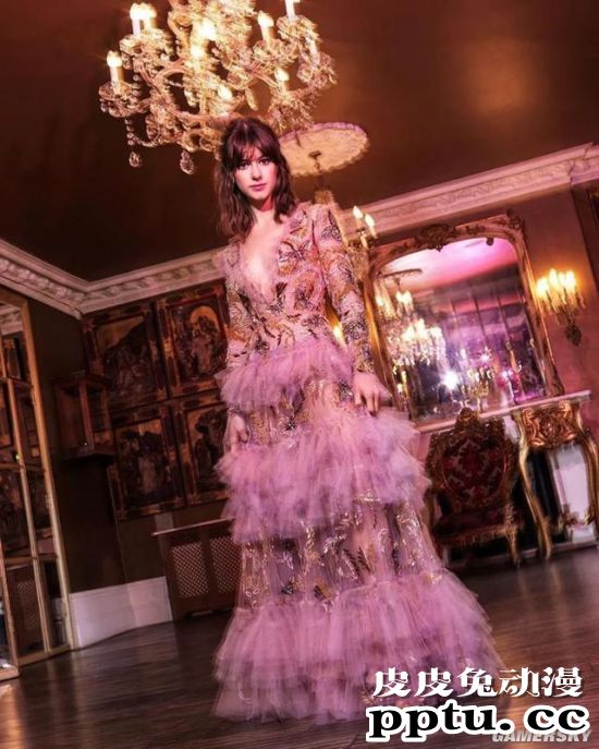 神似性转版“钢铁侠”？因美剧爆红的英国女星