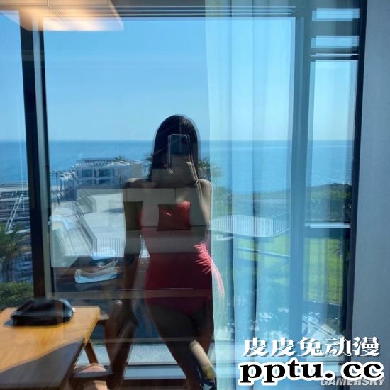 优雅气质配紧致曲线 身材绝赞的韩国正妹s_ylll