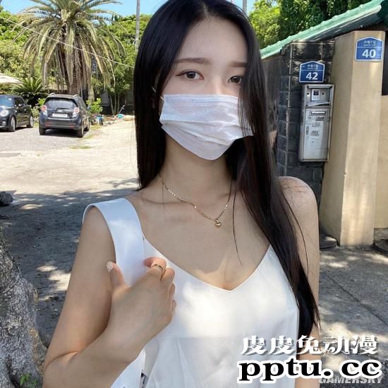 优雅气质配紧致曲线 身材绝赞的韩国正妹s_ylll