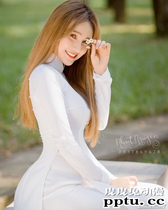 大胆豪放的越南女DJ 白皙正妹常拍火辣美照