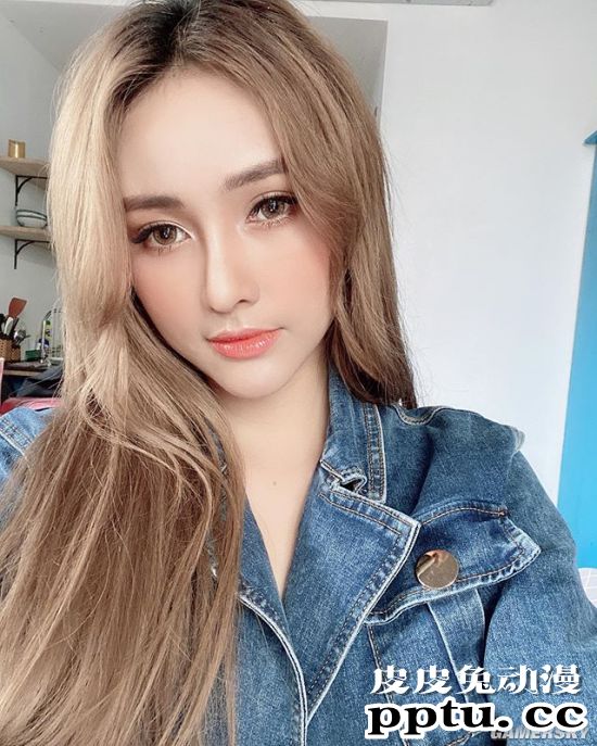 大胆豪放的越南女DJ 白皙正妹常拍火辣美照