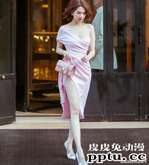 红毯点名、撞脸昆凌 争议中的越南国宝级美人邓玉贞