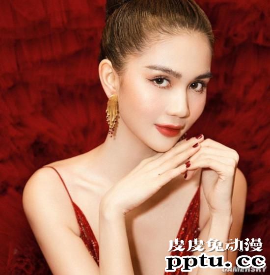 红毯点名、撞脸昆凌 争议中的越南国宝级美人邓玉贞