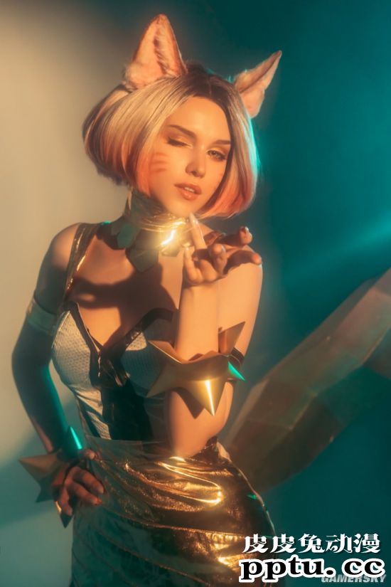 俄妹COS《FF7RE》蒂法 性感与帅气兼顾的女神