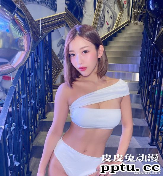 清纯短发的澎湃尺寸 日本第一大学生复出写真照