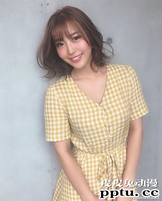 清纯短发的澎湃尺寸 日本第一大学生复出写真照