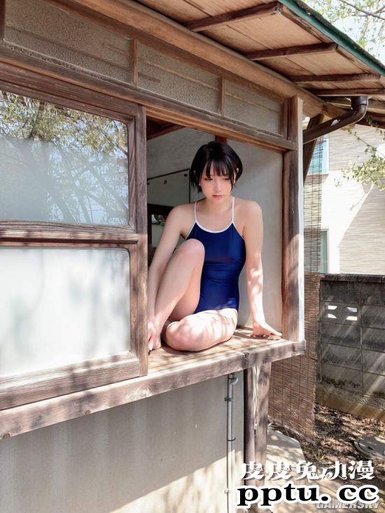 日本2.5次元写真偶像 泳衣与制服两开花