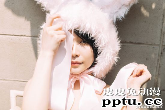 日本2.5次元写真偶像 泳衣与制服两开花