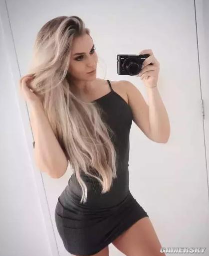 瑞典“第一粗腿妹子”爆红网络 健身女神Anna Nystrom-皮皮兔动漫