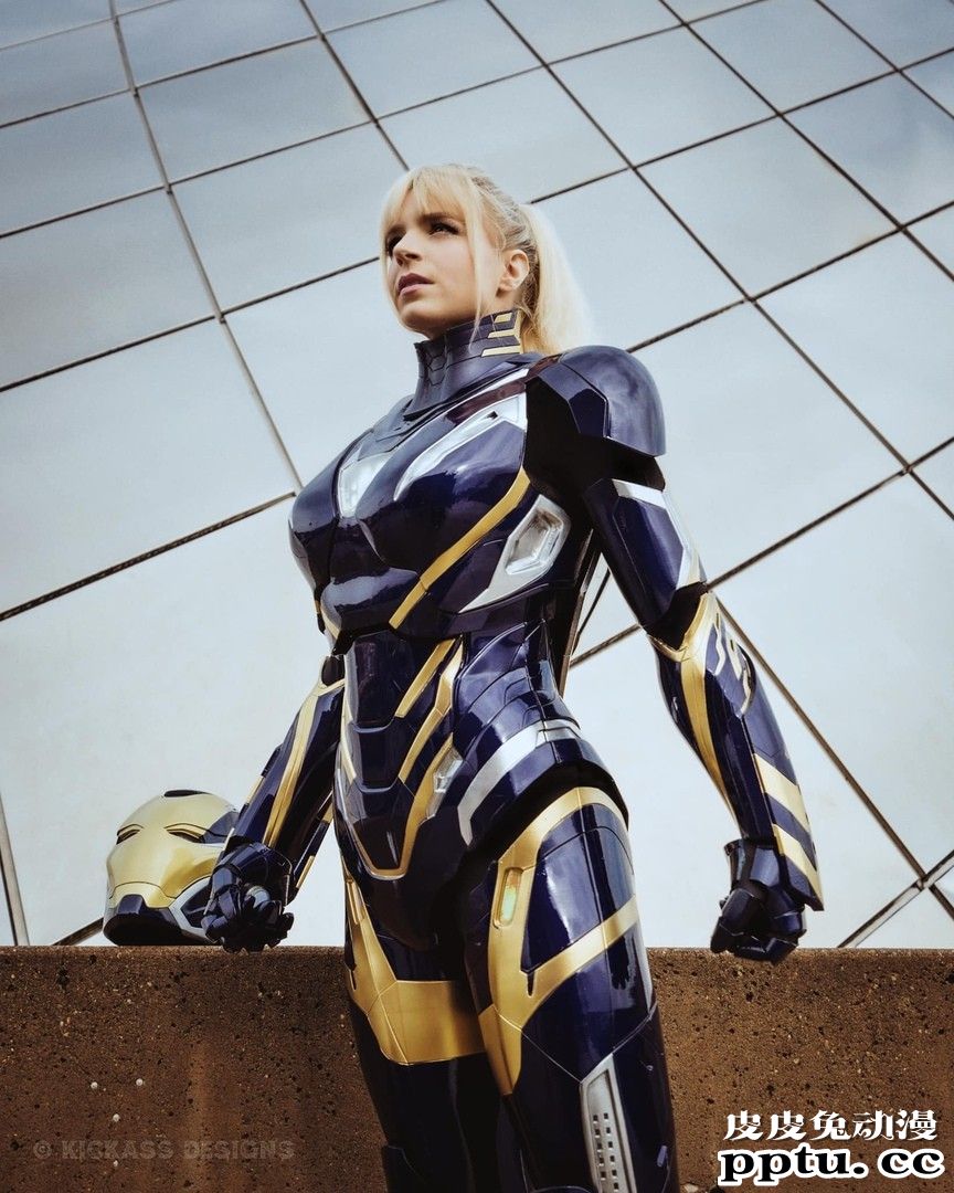 娘化PS5充满胶衣质感 一周大师级CosPlay赏