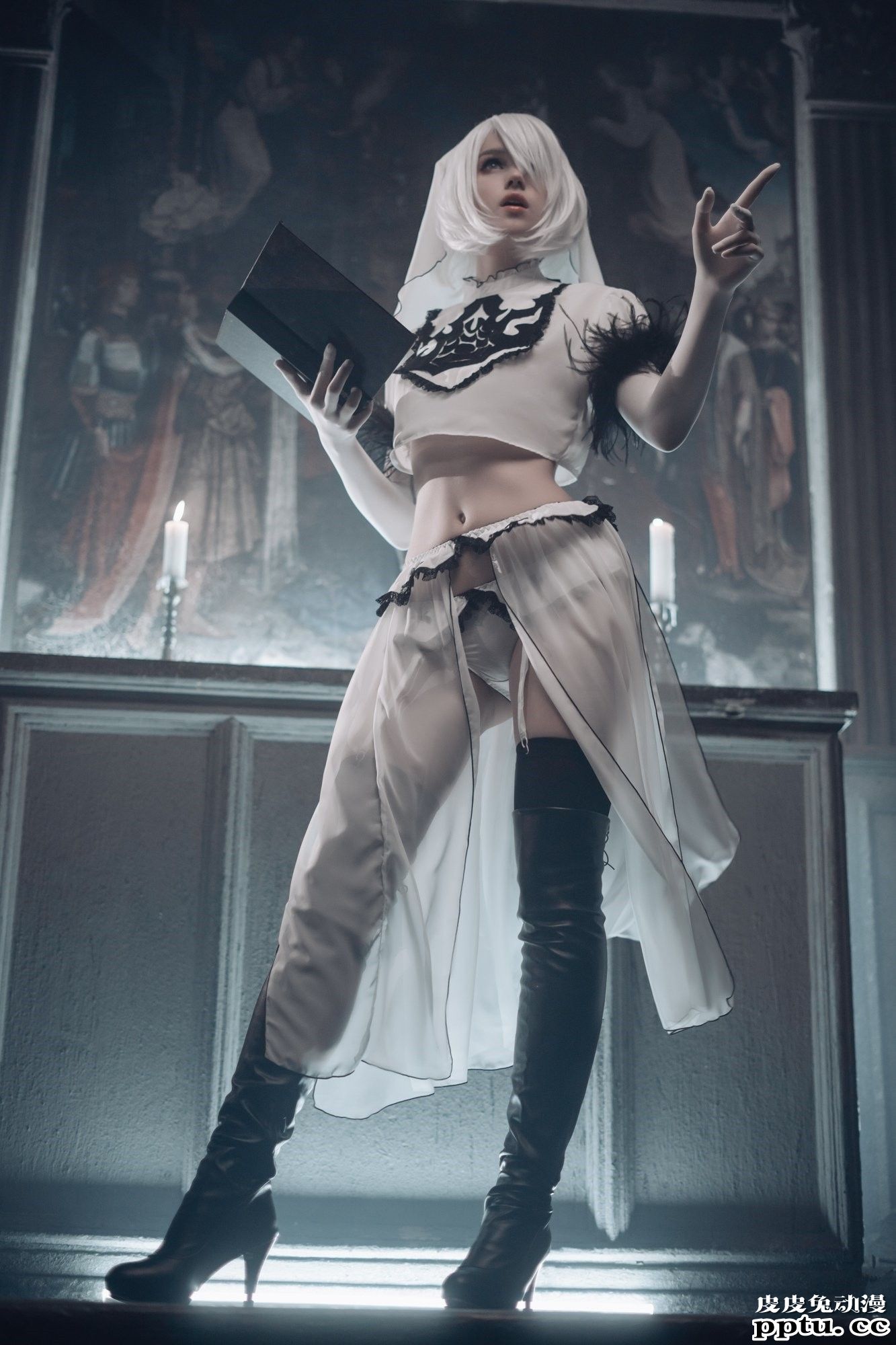 娘化PS5充满胶衣质感 一周大师级CosPlay赏