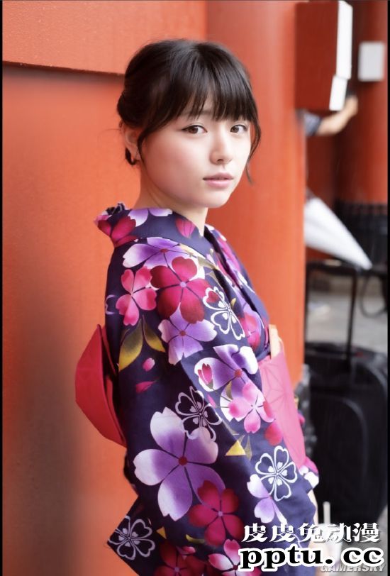 擅长拍制服的写真偶像 日本清纯樱花妹大胆美照