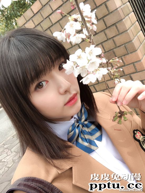 擅长拍制服的写真偶像 日本清纯樱花妹大胆美照