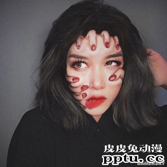 重口味的神仙颜值 以恐怖美妆爆红的网红Hoa Trang