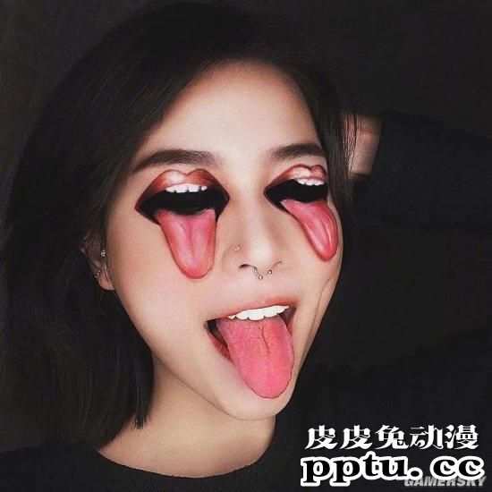 重口味的神仙颜值 以恐怖美妆爆红的网红Hoa Trang