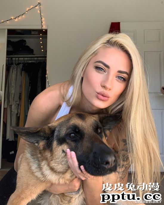 金发碧眼的尤物让人沦陷 拥有完美身材的美国模特Summer Soderstrom