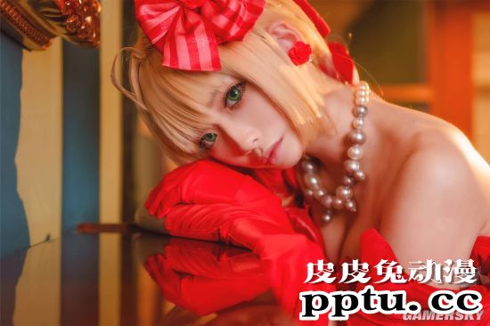 新加坡美腿正妹COSER 妖娆曲线让人倍感热情