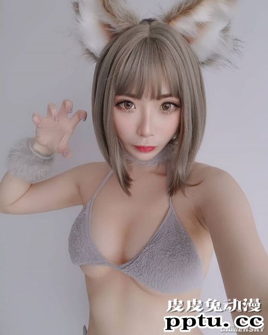 新加坡美腿正妹COSER 妖娆曲线让人倍感热情