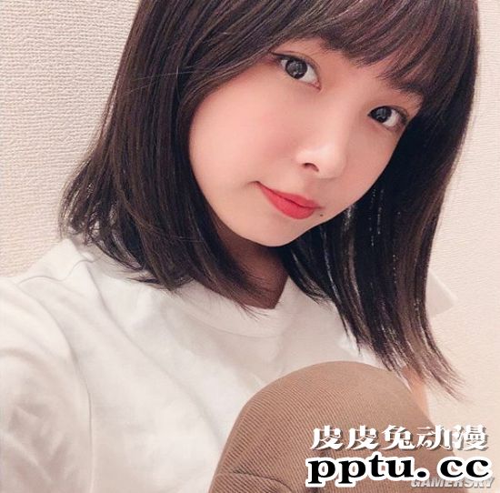 发育暴力的樱花妹 褪去制服才显露有料身材的寺本莉緒