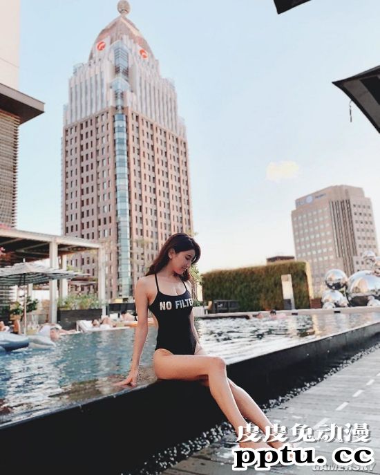 傲人身材依旧魅力非凡 引退后再次走红网络的写真女星亚里沙