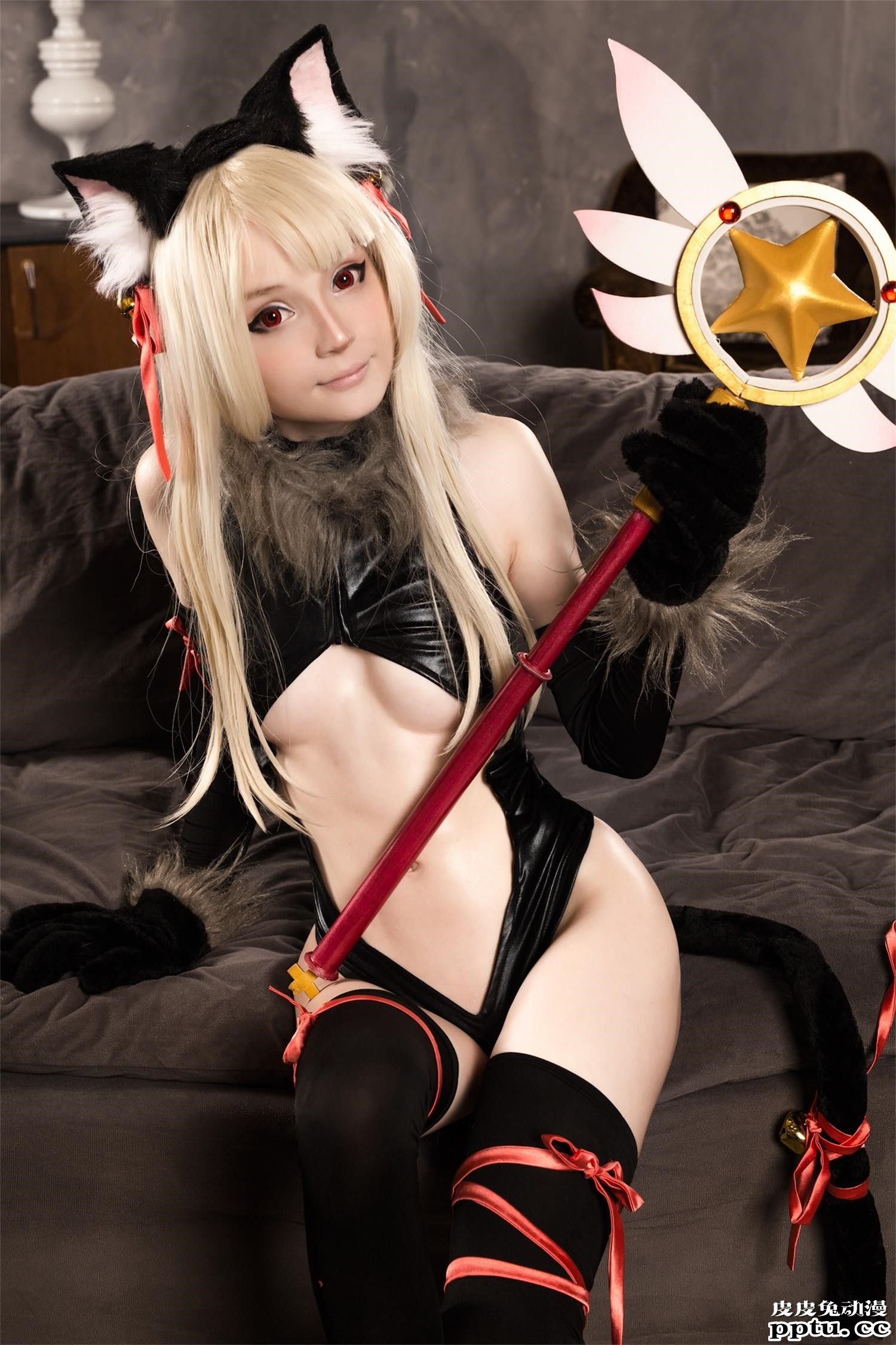 力量感的紧身衣女战士 一周大师级CosPlay赏