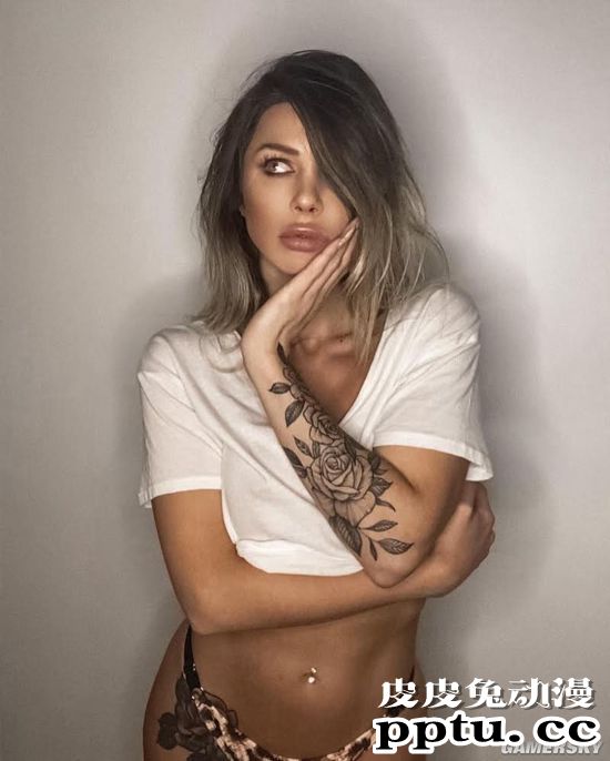 这没法好好看新闻了！阿根廷性感女主播Romina Malaspina