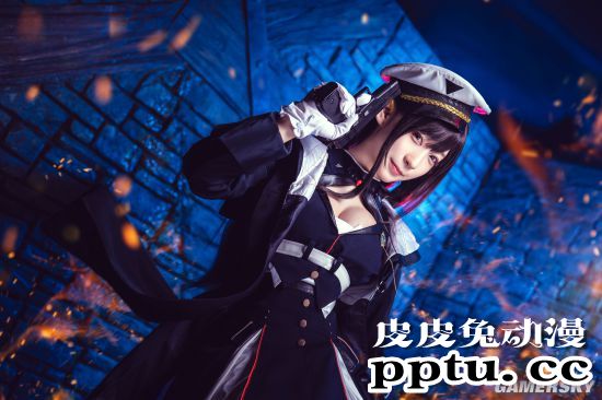 伊织萌与写真女星桃月梨子梦幻联动 拍摄游戏广告美照