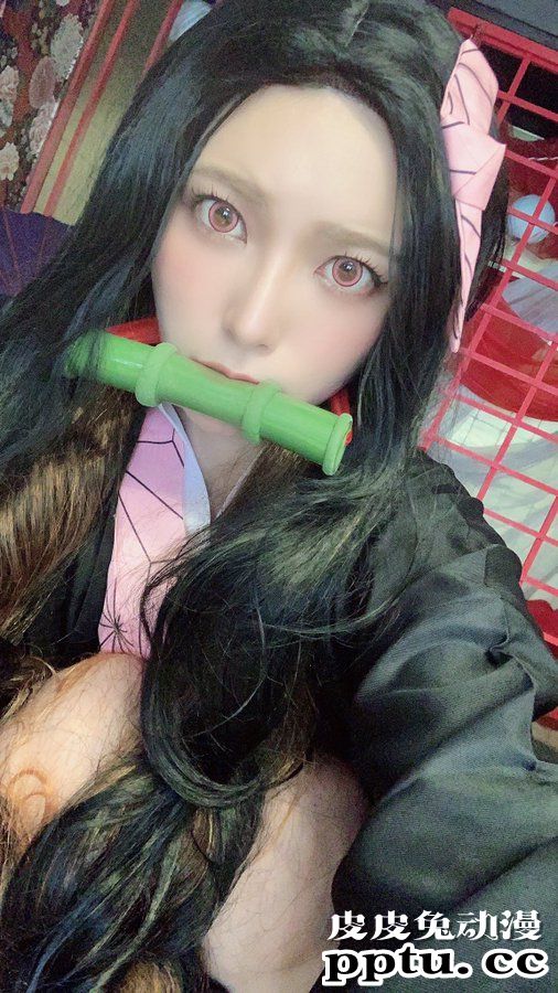 最强跨界cos团：日本女星cos鬼灭小姐姐