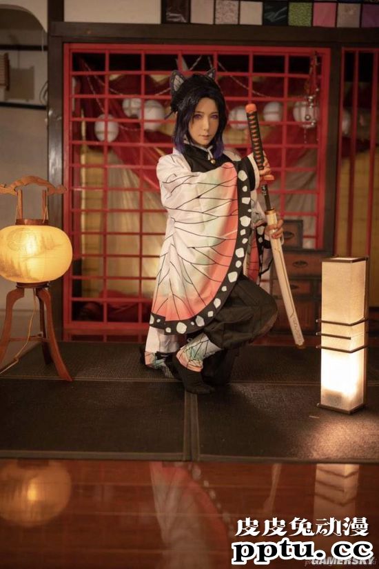 最强跨界cos团：日本女星cos鬼灭小姐姐