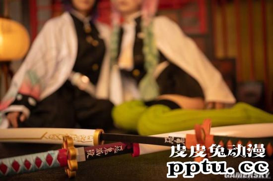 最强跨界cos团：日本女星cos鬼灭小姐姐