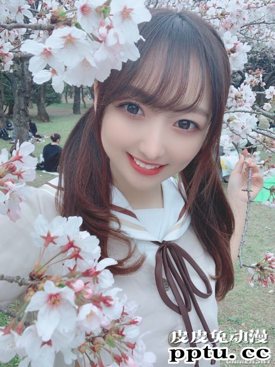 日本推友举办“穿衣显瘦脱衣有肉”大赛 网友晒衣服包不住的好身材