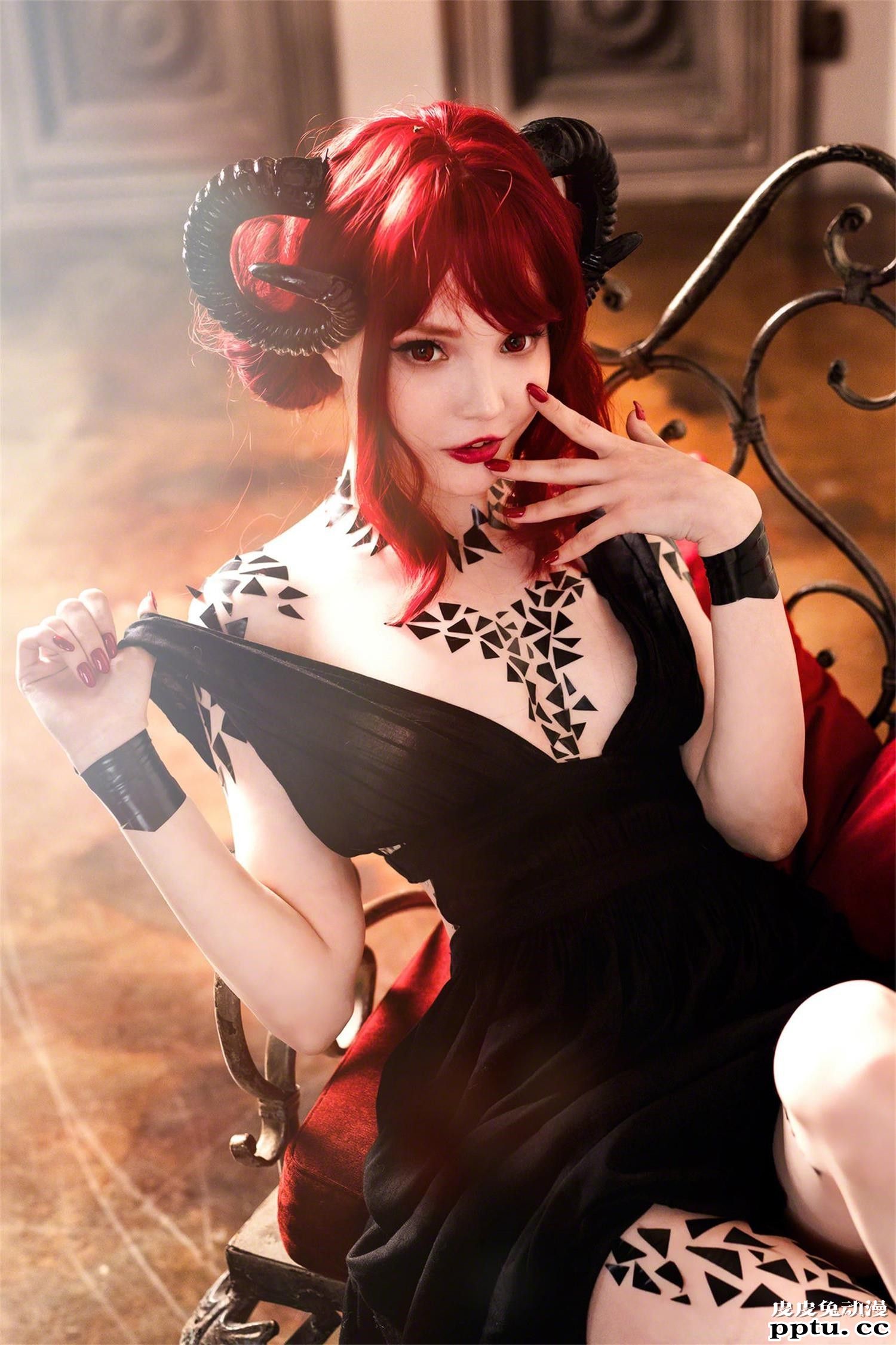 猫娘女仆与蕾丝袜更配 一周大师级CosPlay赏