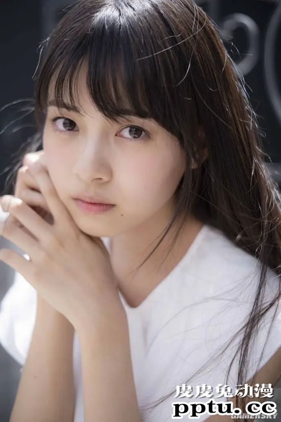 散发美少女的青春香气 新生代治愈系透明感女星新条由芽