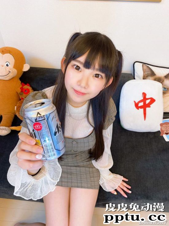 25岁依然童颜！萝莉系美女长泽茉里奈居家写真