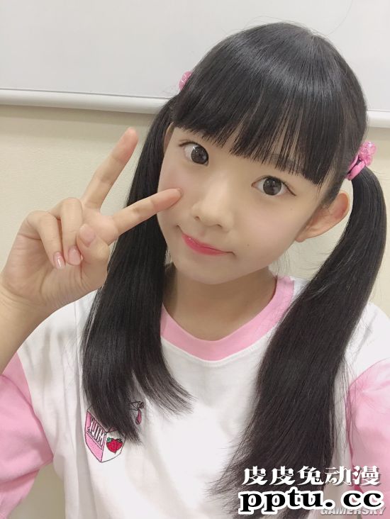 25岁依然童颜！萝莉系美女长泽茉里奈居家写真