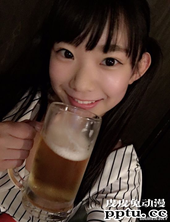 25岁依然童颜！萝莉系美女长泽茉里奈居家写真