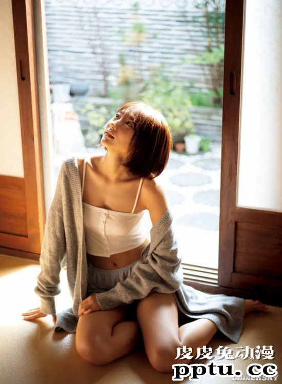 娇小可爱的短发萌妹 清纯与性感完美切换的武田玲奈