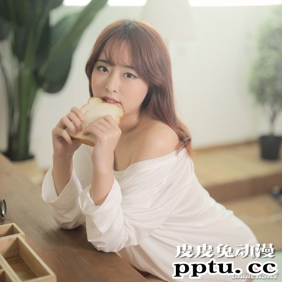 可爱性感的日系风 韩国美女主播郑荷娜