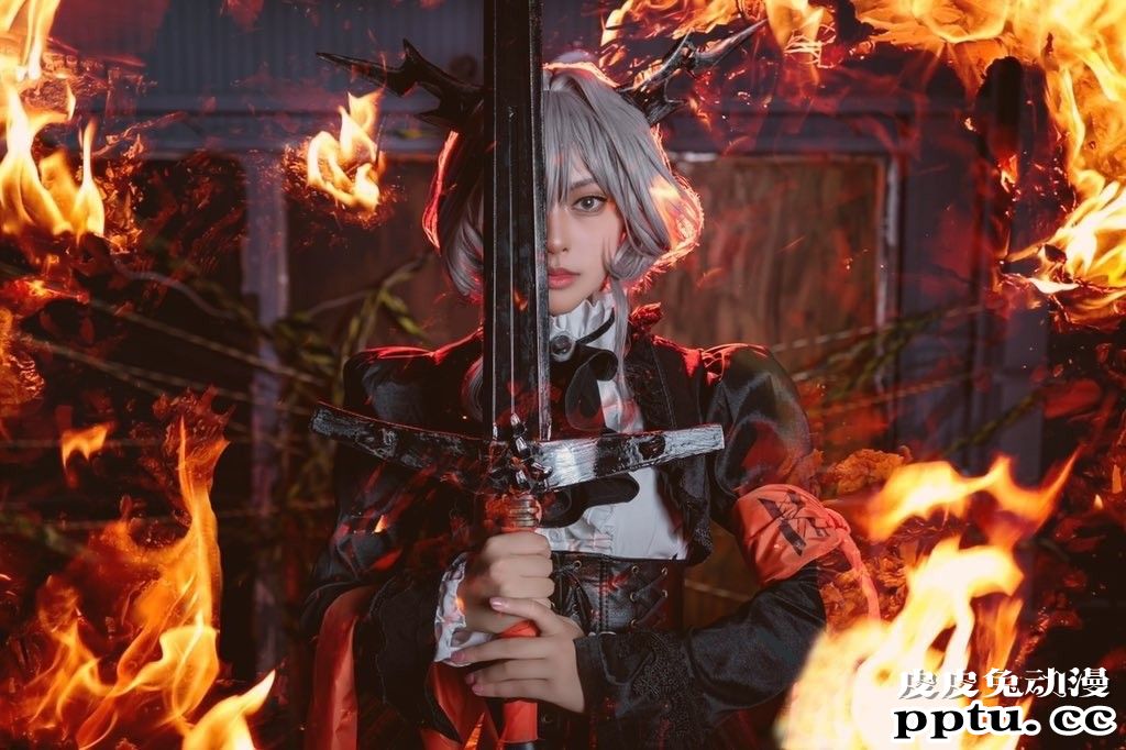 电光炮姐与火焰希里 一周大师级CosPlay赏