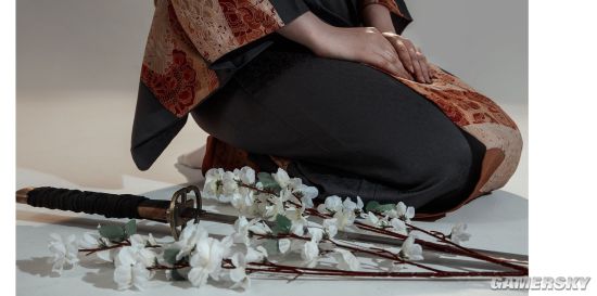 俄妹COS性转《只狼》主角 和服版女狼的受苦之旅