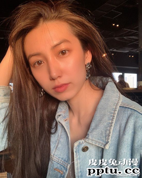 白嫩天然好想亲一口尝鲜！姐系疗愈正妹佐藤あいり