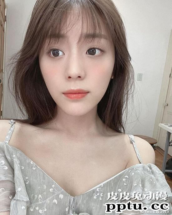 一登场就收视率狂飙 天气预报女神贵岛明日香