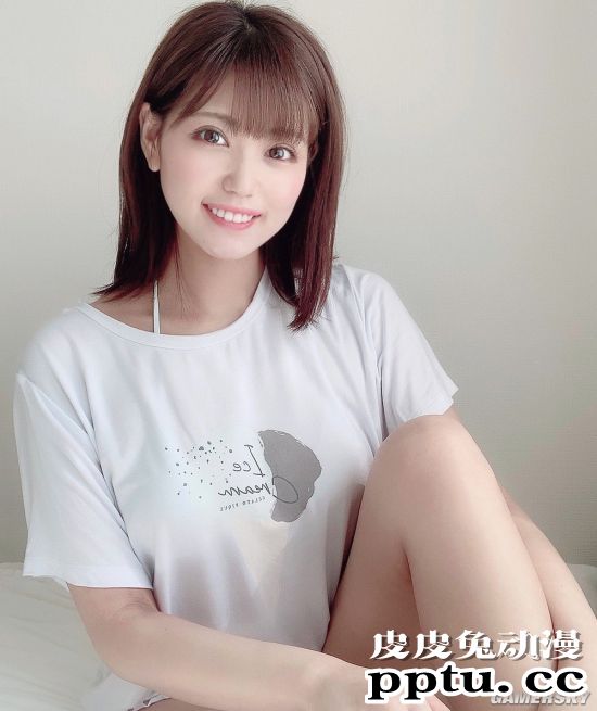 高温难耐越看越热 白到反光的写真萌妹筱原冴美