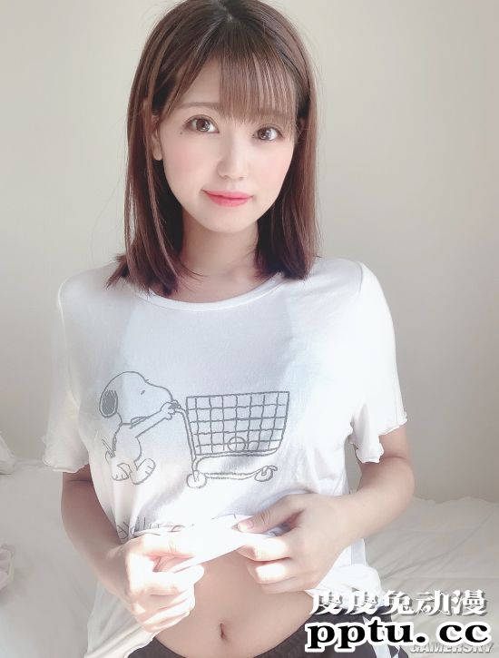 高温难耐越看越热 白到反光的写真萌妹筱原冴美